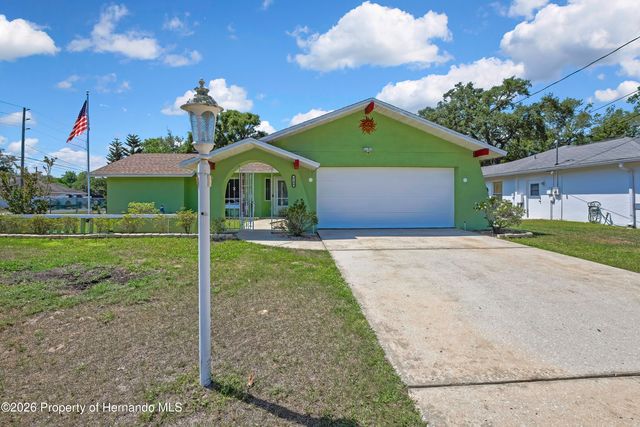 6100 Piedmont Drive, Spring Hill, FL 34606