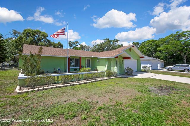 6100 Piedmont Drive, Spring Hill, FL 34606