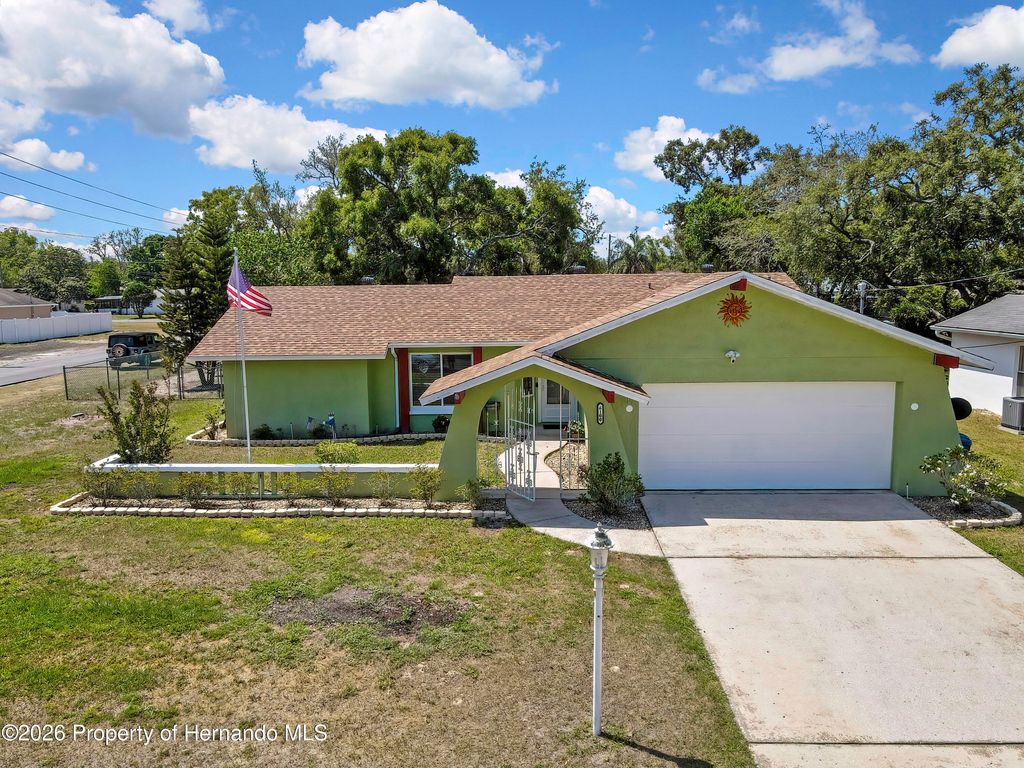 6100 Piedmont Drive, Spring Hill, FL 34606