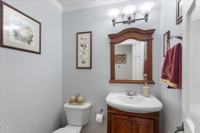 18 Surrey Lane, Durham, NC 27707