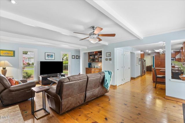 18 Surrey Lane, Durham, NC 27707