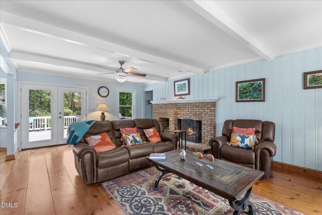 18 Surrey Lane, Durham, NC 27707