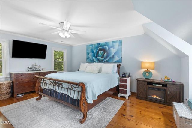 18 Surrey Lane, Durham, NC 27707