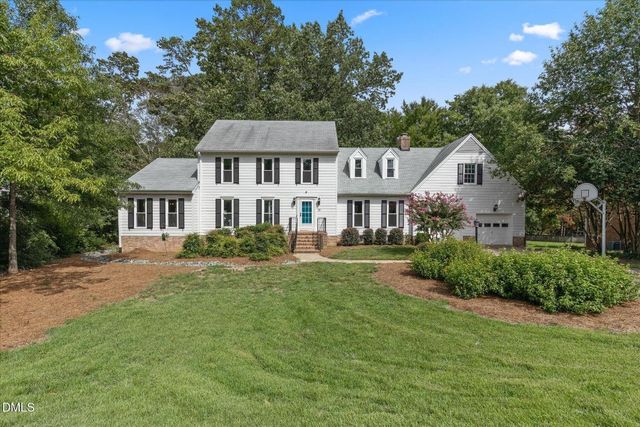 18 Surrey Lane, Durham, NC 27707
