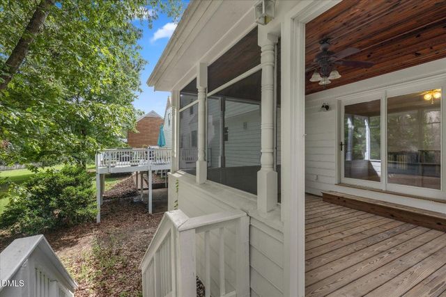 18 Surrey Lane, Durham, NC 27707