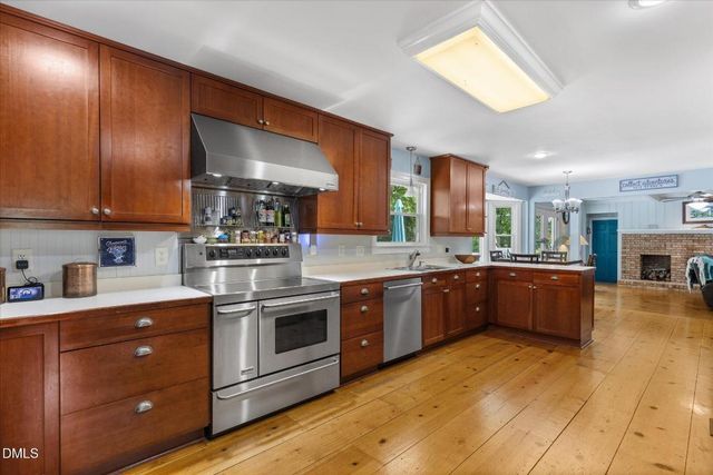 18 Surrey Lane, Durham, NC 27707