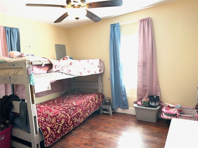 906 7th Street, Brownwood, TX 76801