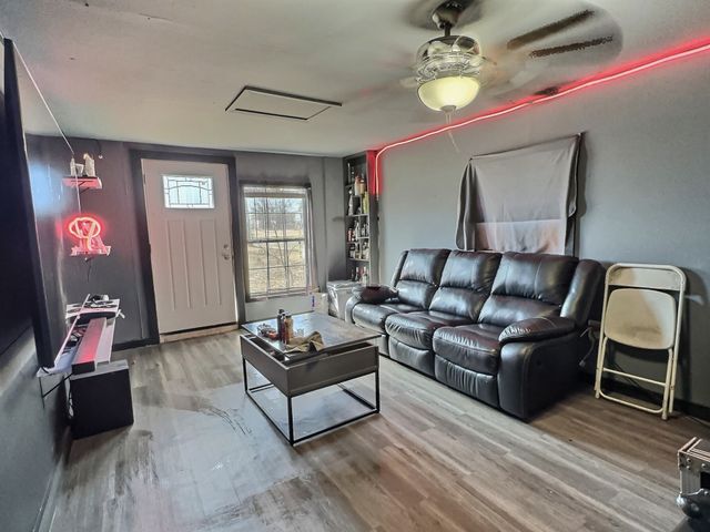 906 7th Street, Brownwood, TX 76801