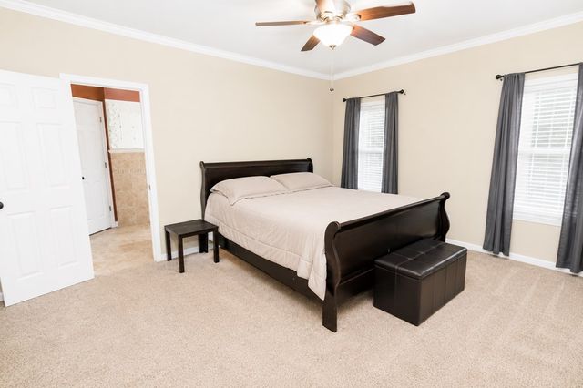 113 Arcadia Dr, Dothan, AL 36305