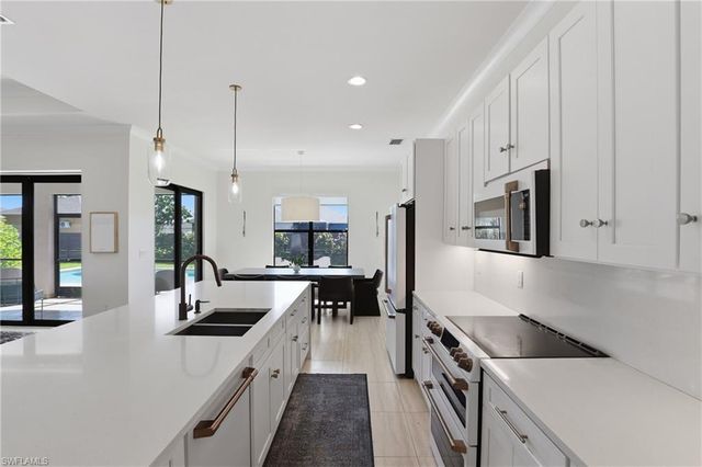 1425 NW 13th AVE, Cape Coral, FL 33993