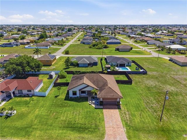 1425 NW 13th AVE, Cape Coral, FL 33993