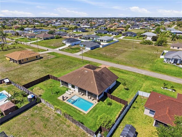 1425 NW 13th AVE, Cape Coral, FL 33993