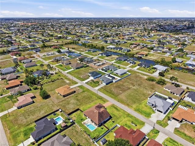 1425 NW 13th AVE, Cape Coral, FL 33993