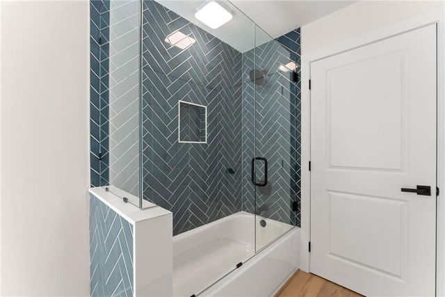 1476 W Lake Drive, Gainesville, GA 30501