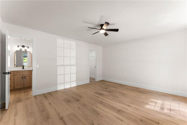 1476 W Lake Drive, Gainesville, GA 30501