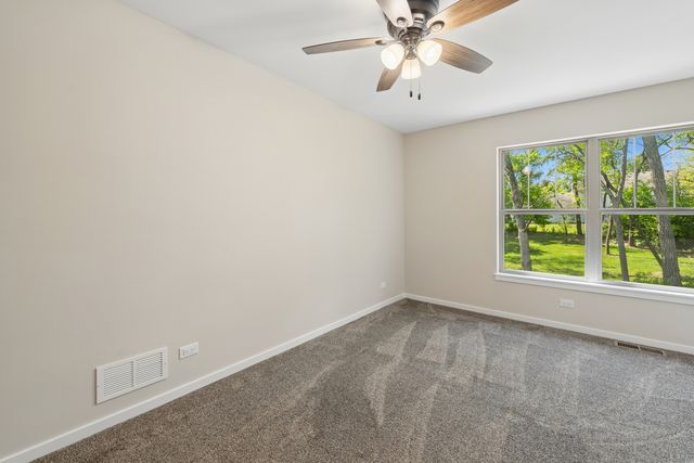 3515 Kings Lair Drive, Spring Grove, IL 60081
