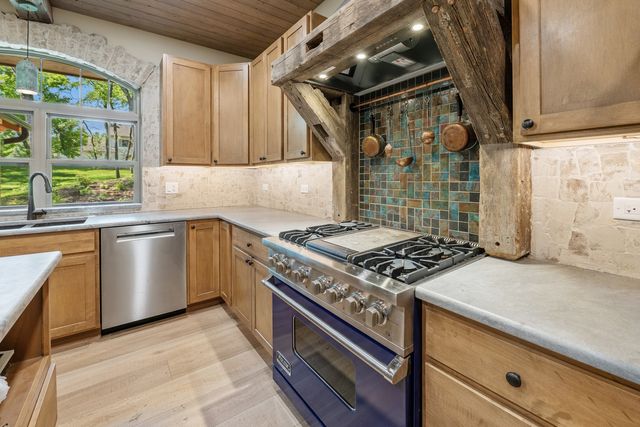 3515 Kings Lair Drive, Spring Grove, IL 60081