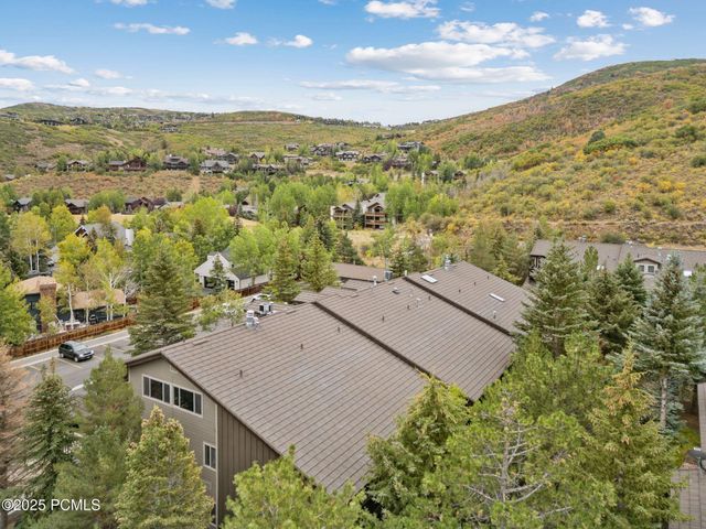 2235 Sidewinder Drive 810, Park City, UT 84060