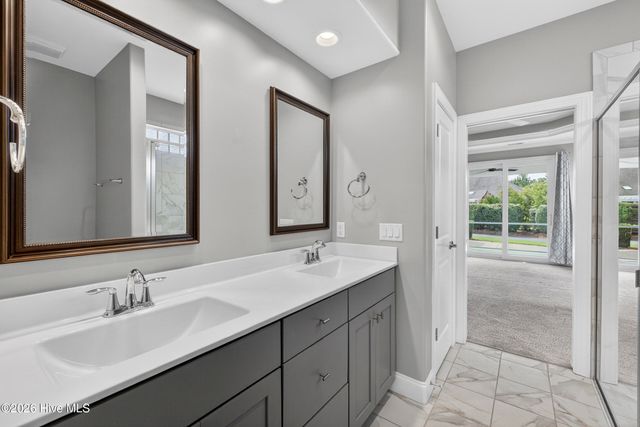 8450 Oak Abbey Trail NE, Leland, NC 28451