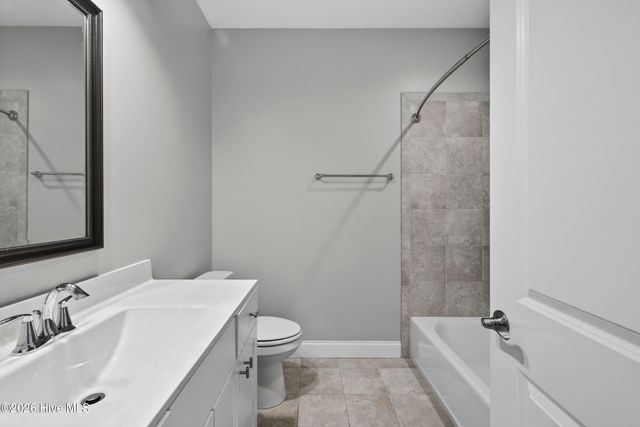 8450 Oak Abbey Trail NE, Leland, NC 28451
