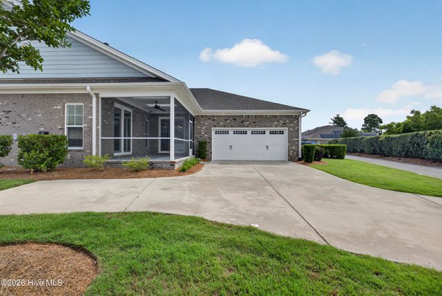 8450 Oak Abbey Trail NE, Leland, NC 28451