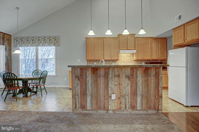 1234 THISTLEDOWN DRIVE, Chambersburg, PA 17202