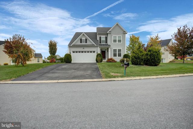1234 THISTLEDOWN DRIVE, Chambersburg, PA 17202