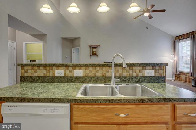 1234 THISTLEDOWN DRIVE, Chambersburg, PA 17202