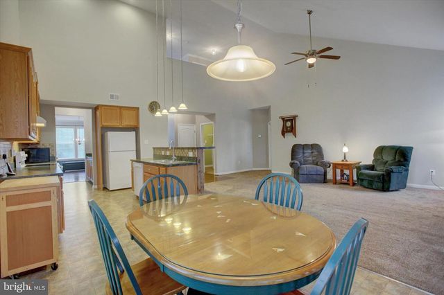 1234 THISTLEDOWN DRIVE, Chambersburg, PA 17202