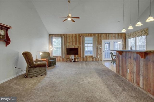 1234 THISTLEDOWN DRIVE, Chambersburg, PA 17202