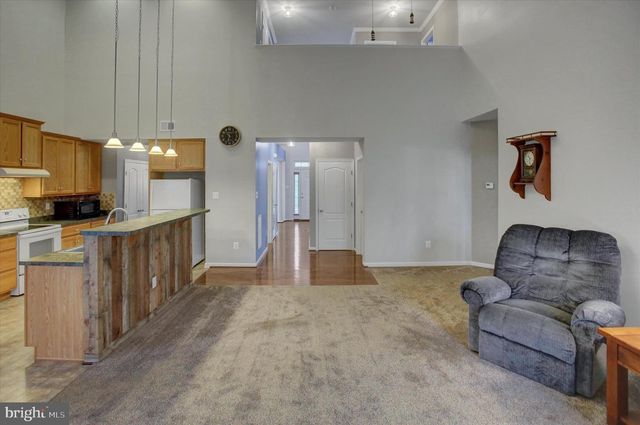 1234 THISTLEDOWN DRIVE, Chambersburg, PA 17202