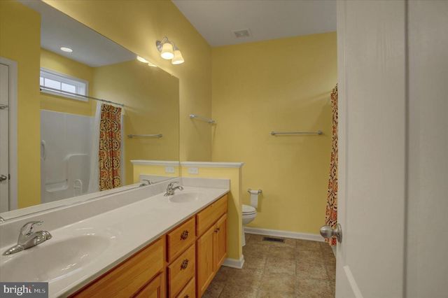 1234 THISTLEDOWN DRIVE, Chambersburg, PA 17202