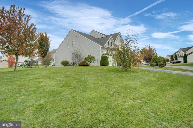 1234 THISTLEDOWN DRIVE, Chambersburg, PA 17202