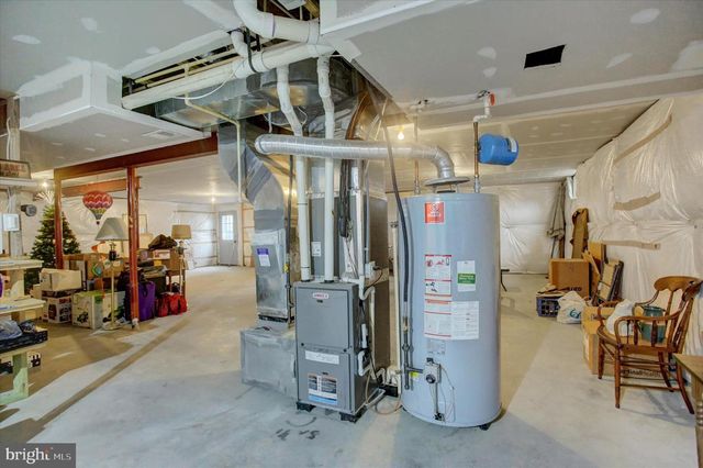 1234 THISTLEDOWN DRIVE, Chambersburg, PA 17202