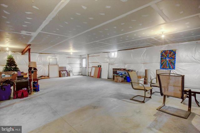 1234 THISTLEDOWN DRIVE, Chambersburg, PA 17202