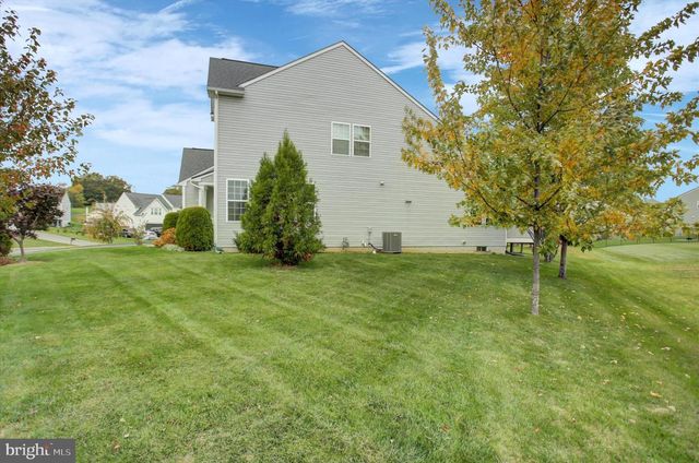1234 THISTLEDOWN DRIVE, Chambersburg, PA 17202