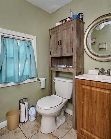 1172 Huntington Rd, Russell, MA 01071