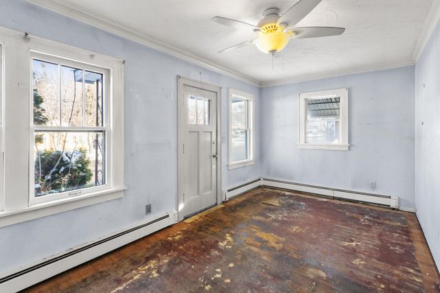 553 White Bear Avenue N, Saint Paul, MN 55106