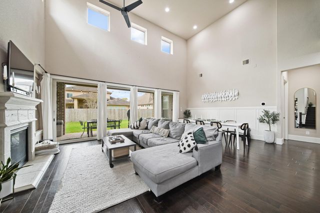 10022 Orchard Field, Missouri City, TX 77459