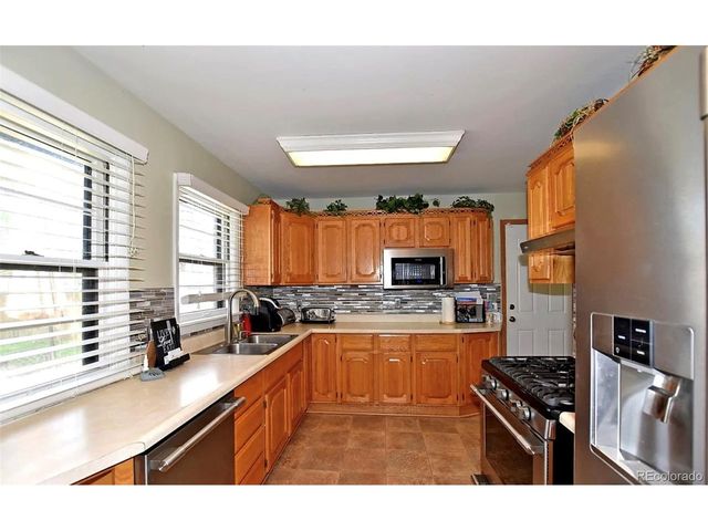 2822 W 5th St, Greeley, CO 80634