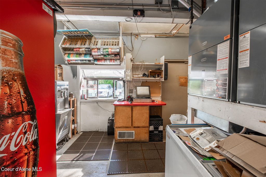 830 N 5th Ave, Sandpoint, ID 83864 photo 25