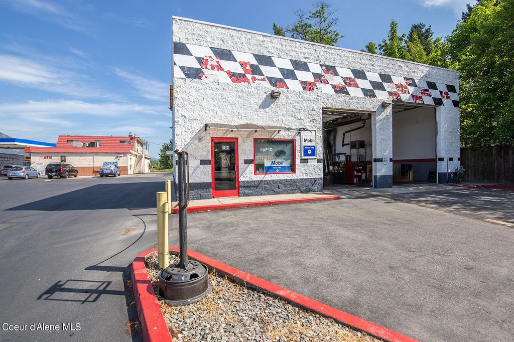 830 N 5th Ave, Sandpoint, ID 83864 photo 9