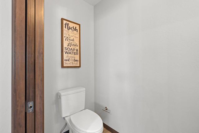 1800 SOUTHLAND LANE, New London, WI 54961