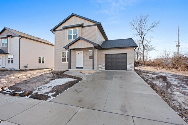 1800 SOUTHLAND LANE, New London, WI 54961