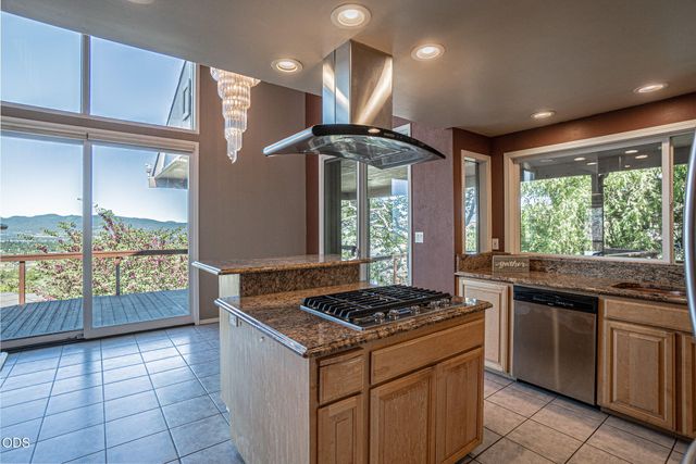1403 Highcrest Drive, Medford, OR 97504