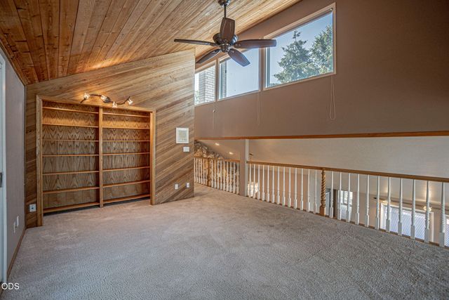 1403 Highcrest Drive, Medford, OR 97504