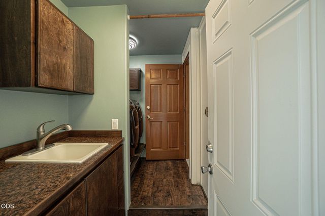 1403 Highcrest Drive, Medford, OR 97504