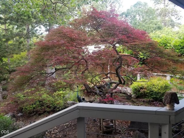 1403 Highcrest Drive, Medford, OR 97504