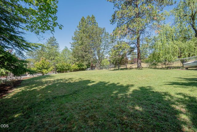 1403 Highcrest Drive, Medford, OR 97504