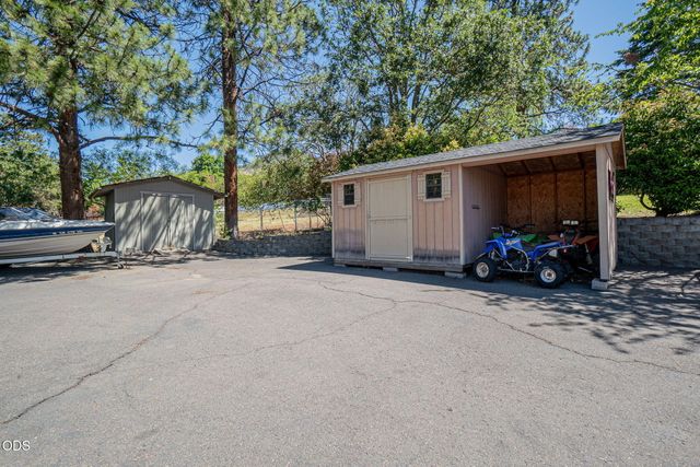 1403 Highcrest Drive, Medford, OR 97504